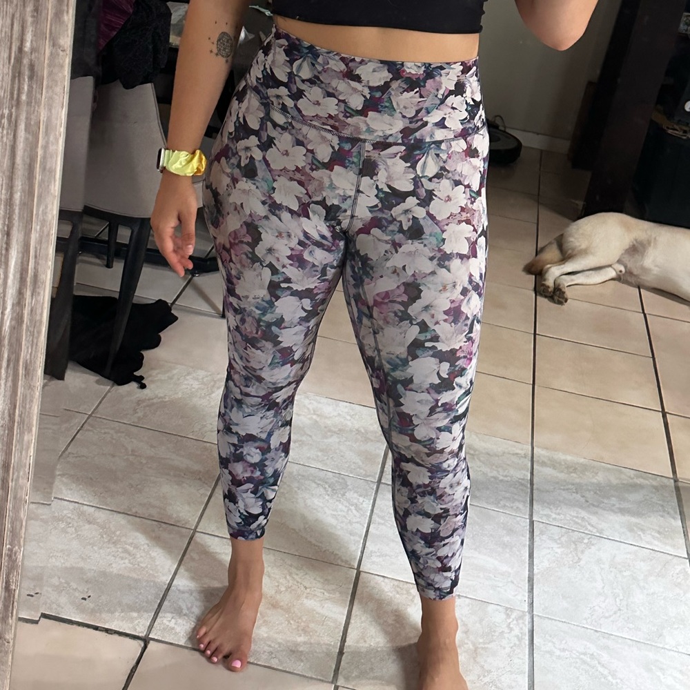 Lululemon align leggings in floral size 6